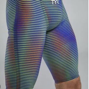 TYR Men’s Avictor 2.0 Luminis Size 24 - New in Box